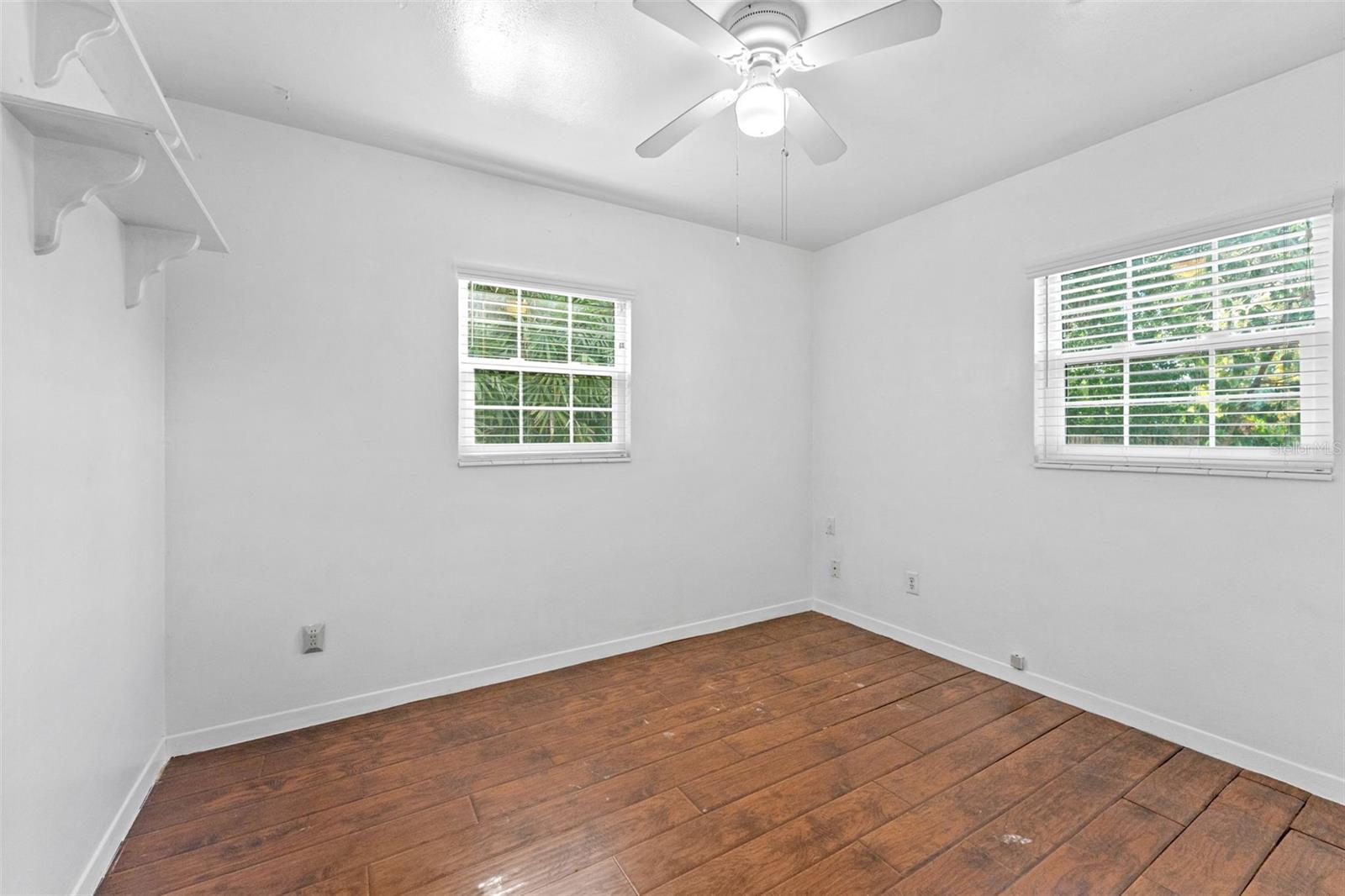 WOOTENS LAKESIDE ESTATES - Residential