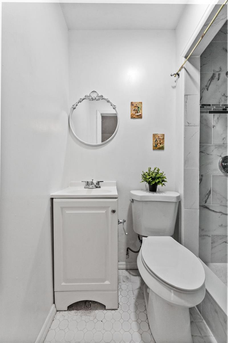 WOOTENS LAKESIDE ESTATES - Residential