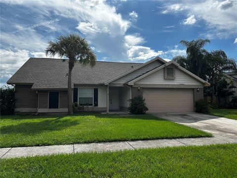 A home in VALRICO