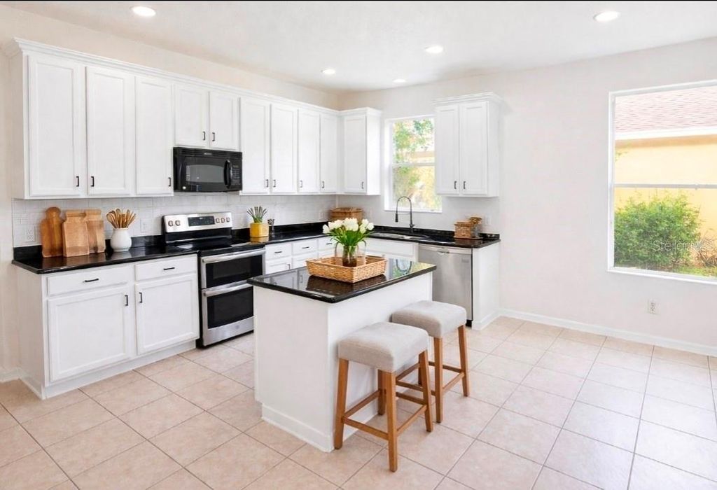 Photo of 1911 Wind Meadows Drive, Bartow, FL 33830 (MLS # L4961113)