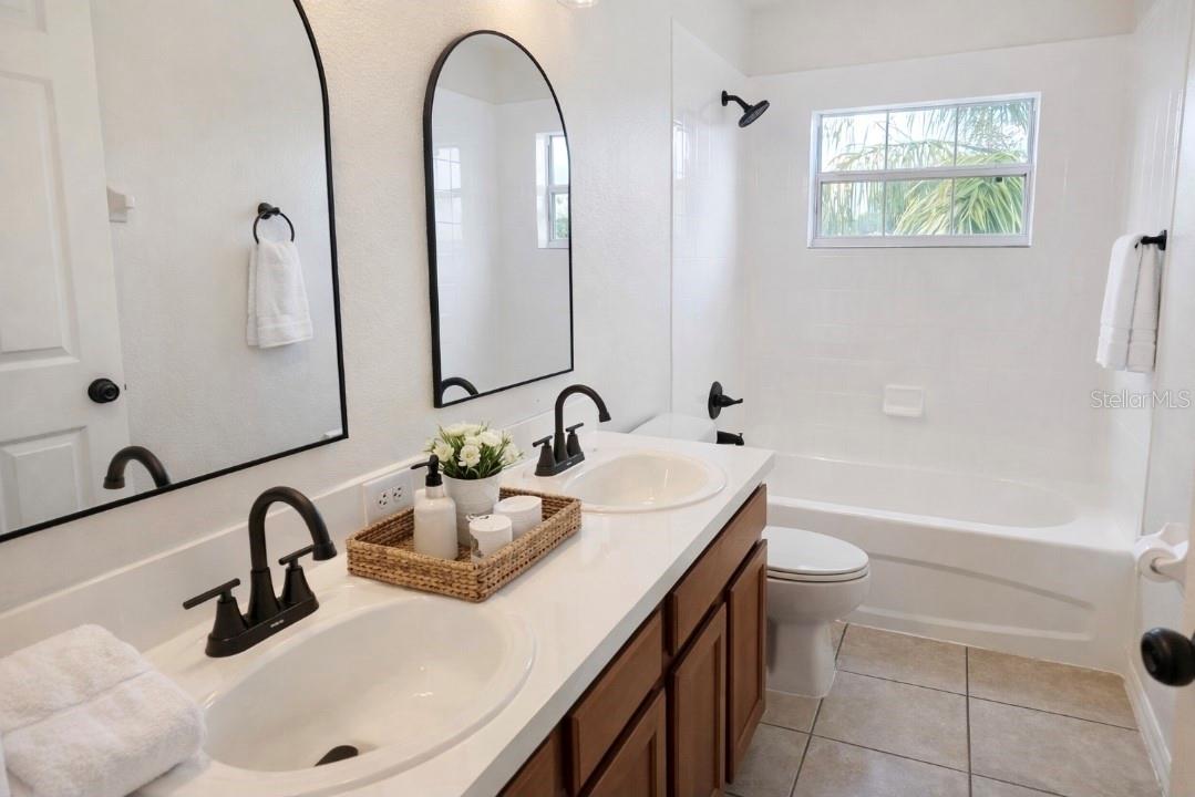 WIND MDWS - Residential