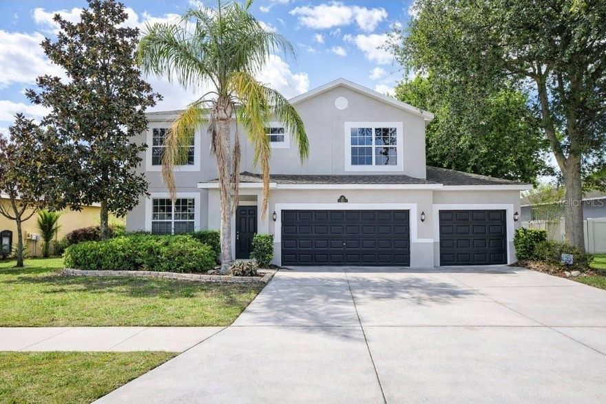 Welcome to this beautifully fully remodeled 5-bedroom, 3.5-bathroom, 3 car garage home located in the desirable Wind Meadow community of Bartow/ South Lakeland! This spacious property has been thoughtfully updated and is truly move-in ready for its new owners.
Inside, you’ll find a bright and open layout with modern finishes throughout, perfect for both everyday living and entertaining. The home features a private upstairs ensuite, offering a great space for guests or multigenerational living.
Upstairs also includes a versatile loft area, ideal for a playroom, game room, or media space—giving everyone room to spread out and enjoy.
With ample living space, stylish upgrades, and a functional layout, this home checks all the boxes. Conveniently located near shopping, dining, and major roadways, this is one you don’t want to miss.
Schedule your private showing today!