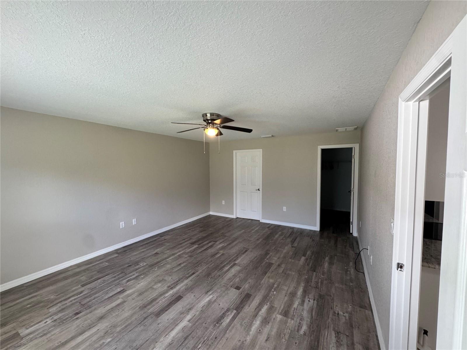 MARION OAKS UN 01 - Residential Lease