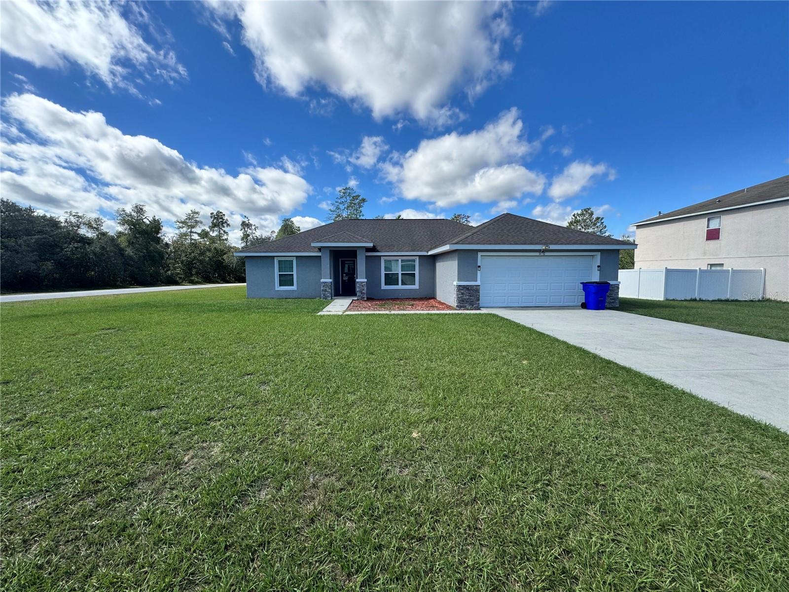 MARION OAKS UN 01 - Residential Lease