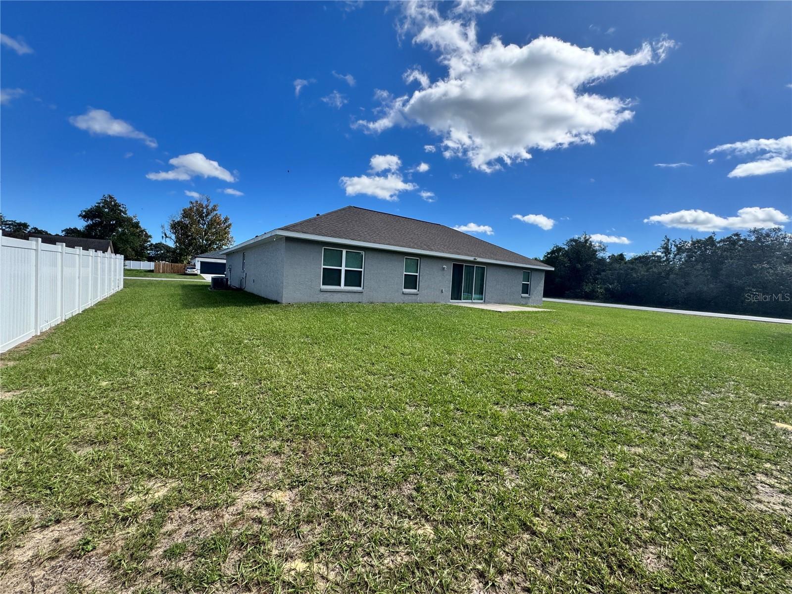 MARION OAKS UN 01 - Residential Lease