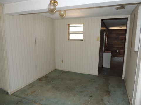 Tiny photo for 11351 SE 32nd Place, Morriston, FL 32668 (MLS # OM725083)