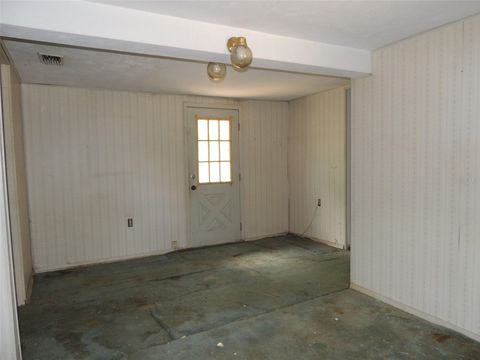 Tiny photo for 11351 SE 32nd Place, Morriston, FL 32668 (MLS # OM725083)