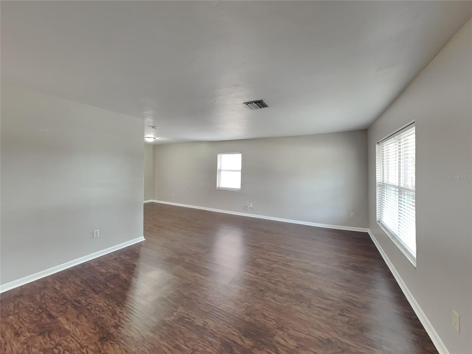 DELTONA LAKES UNIT 30 - Residential Lease