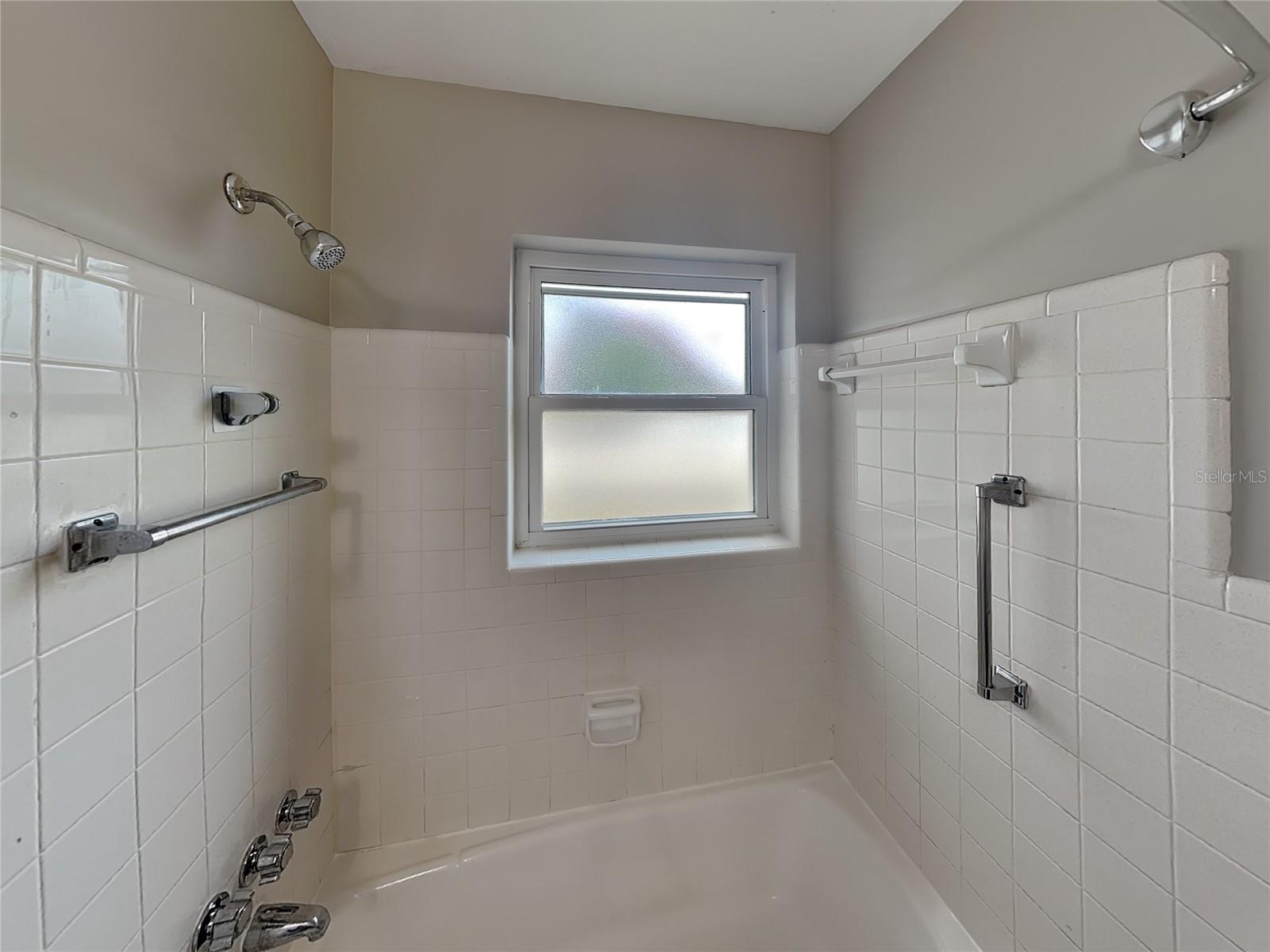 DELTONA LAKES UNIT 30 - Residential Lease