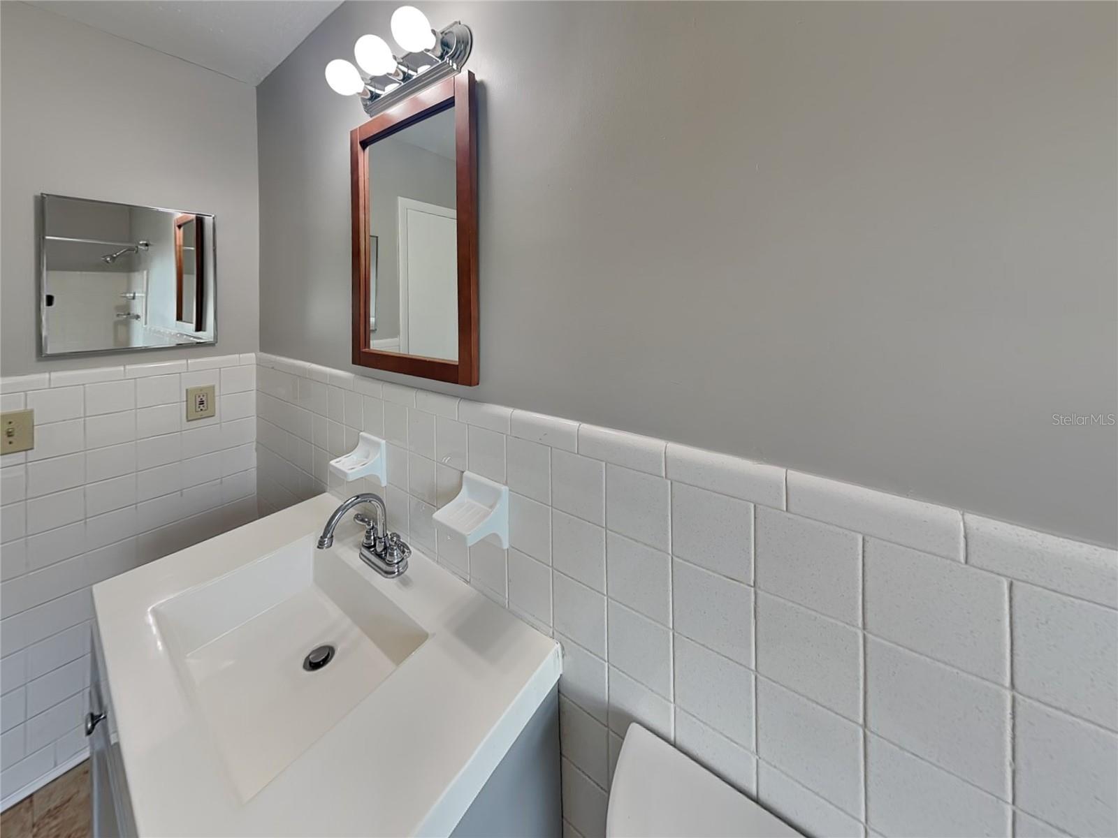 DELTONA LAKES UNIT 30 - Residential Lease