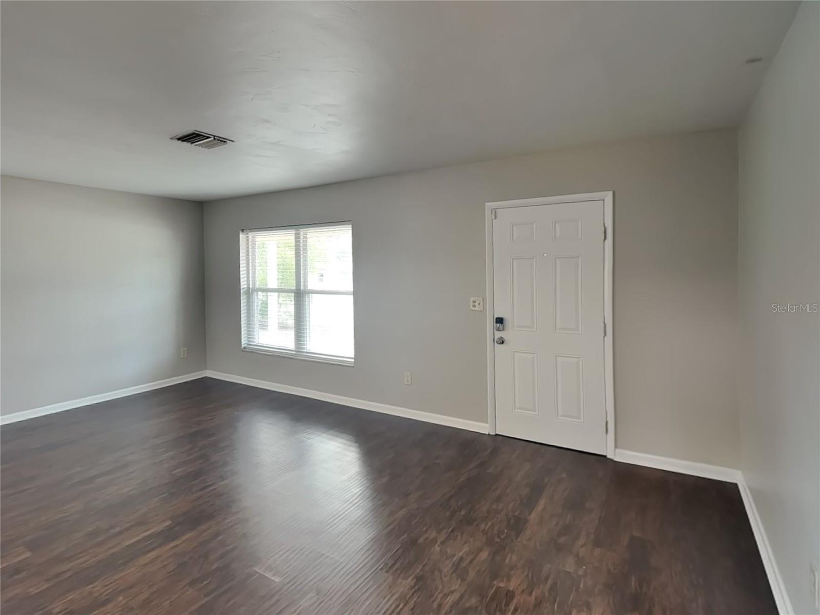 DELTONA LAKES UNIT 30 - Residential Lease