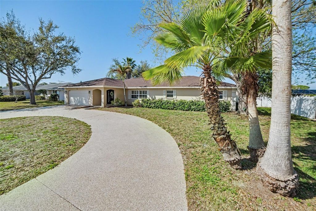 Photo of 7918 Cypress Lake Drive, Sarasota, FL 34243 (MLS # TB8485236)