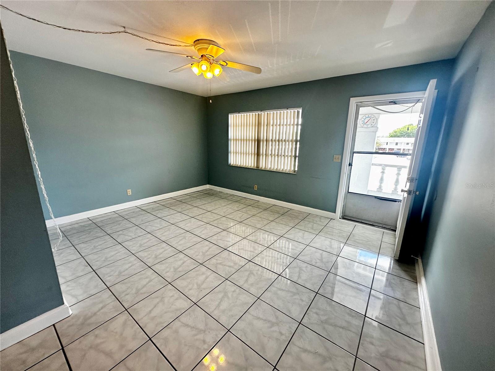 IMPERIAL EMBASSY CONDO - Residential