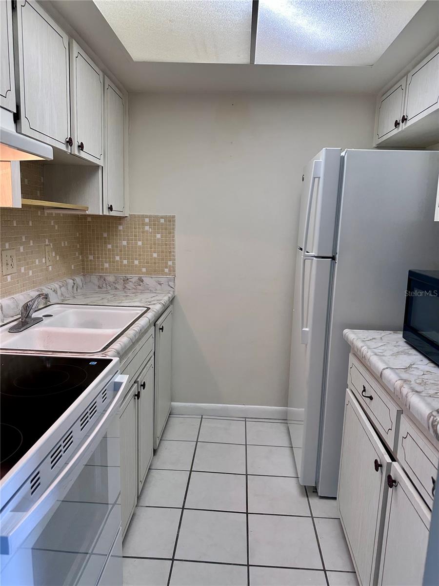 IMPERIAL EMBASSY CONDO - Residential