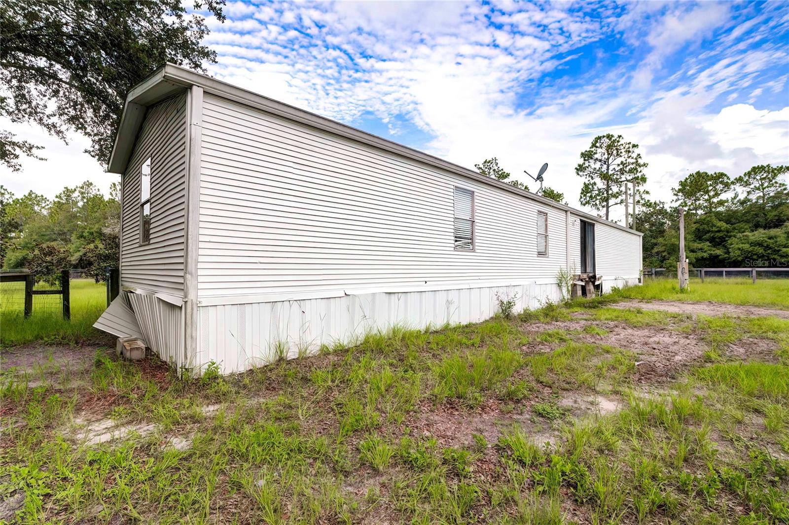 5421 S FARM POINT