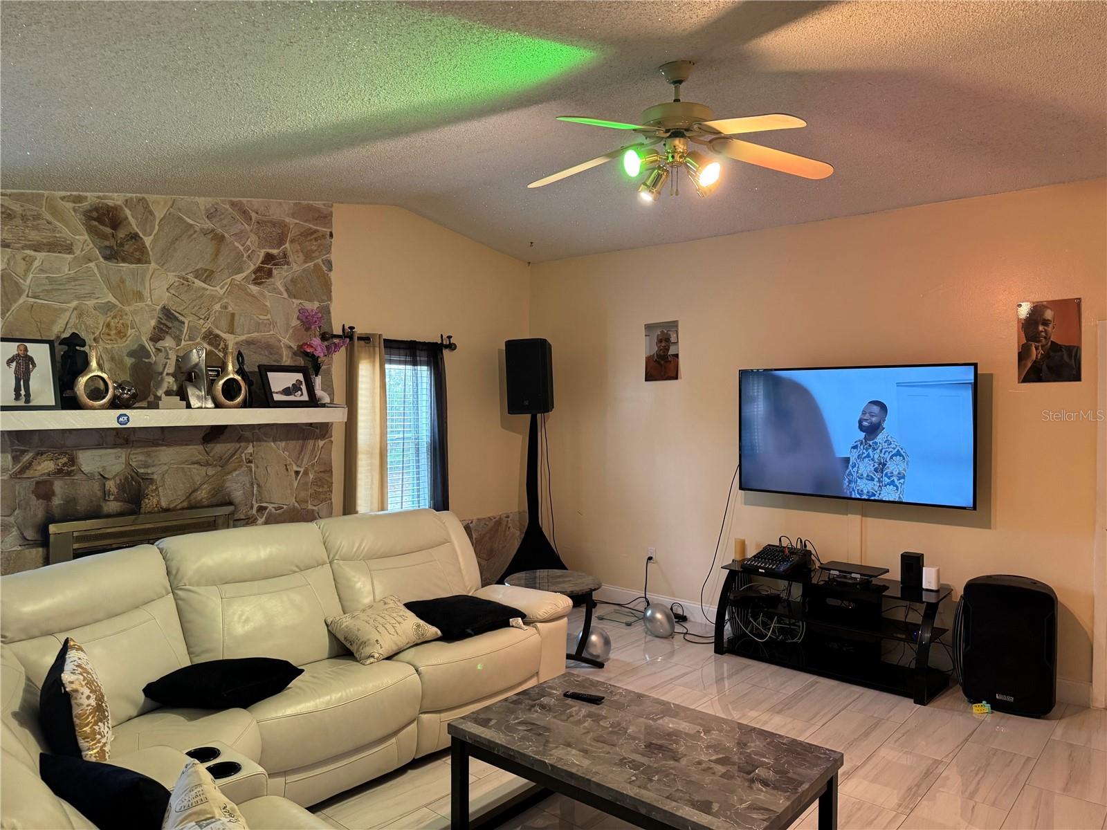 UNRECORDED PLAT OF SLAUSON AND GIBONS - Residential