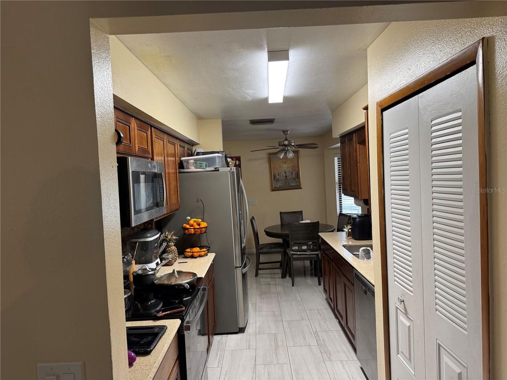 Photo of 1410 Monitor Avenue, Orlando, FL 32818 (MLS # O6397157)