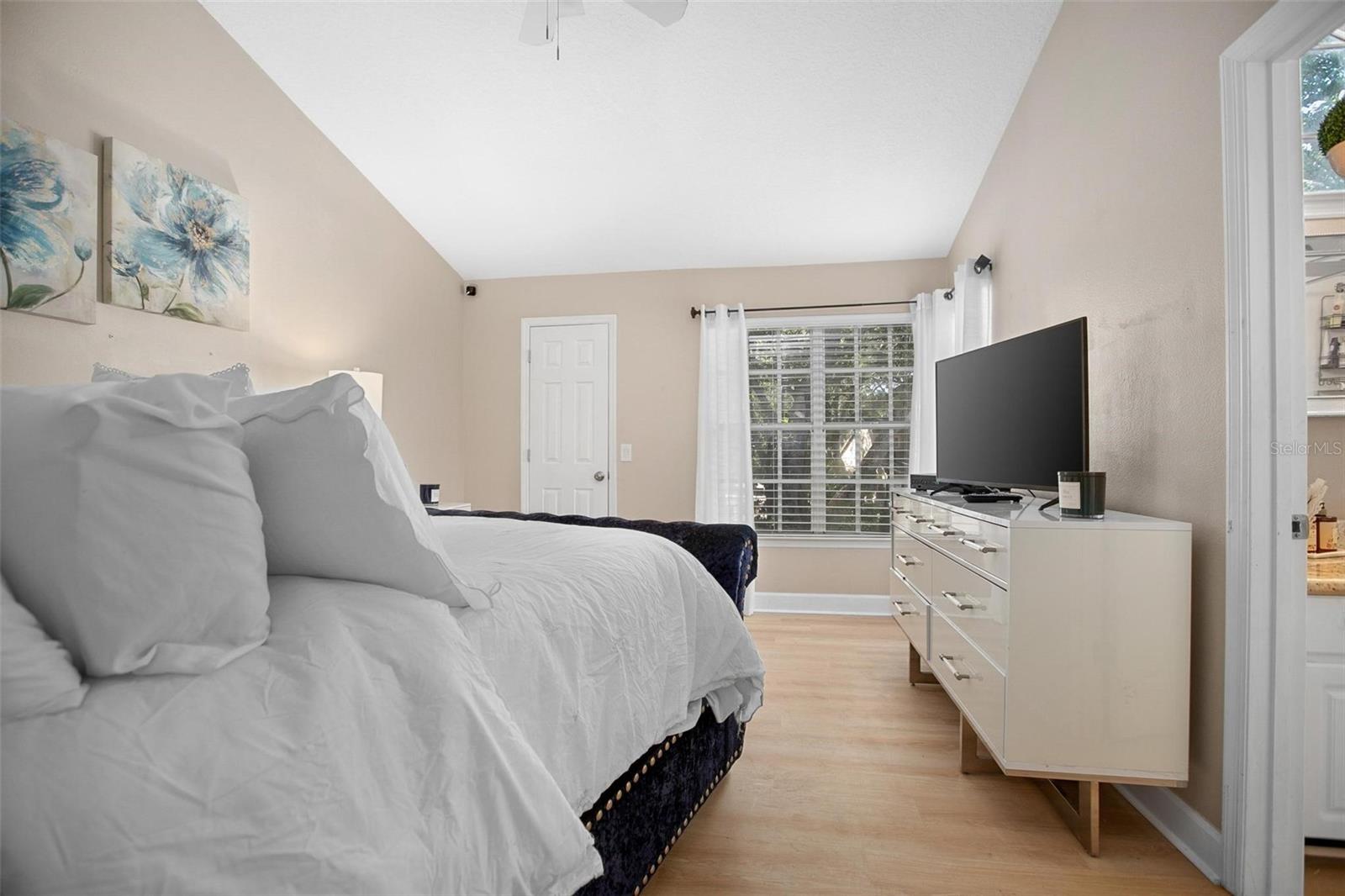 BARCLAY PLACE A CONDO - Residential