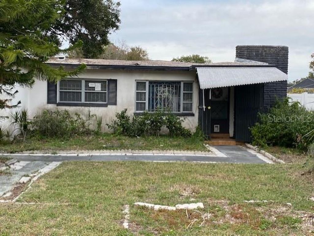 Photo of 2917 W Clifton Street, Tampa, FL 33614 (MLS # TB8428690)