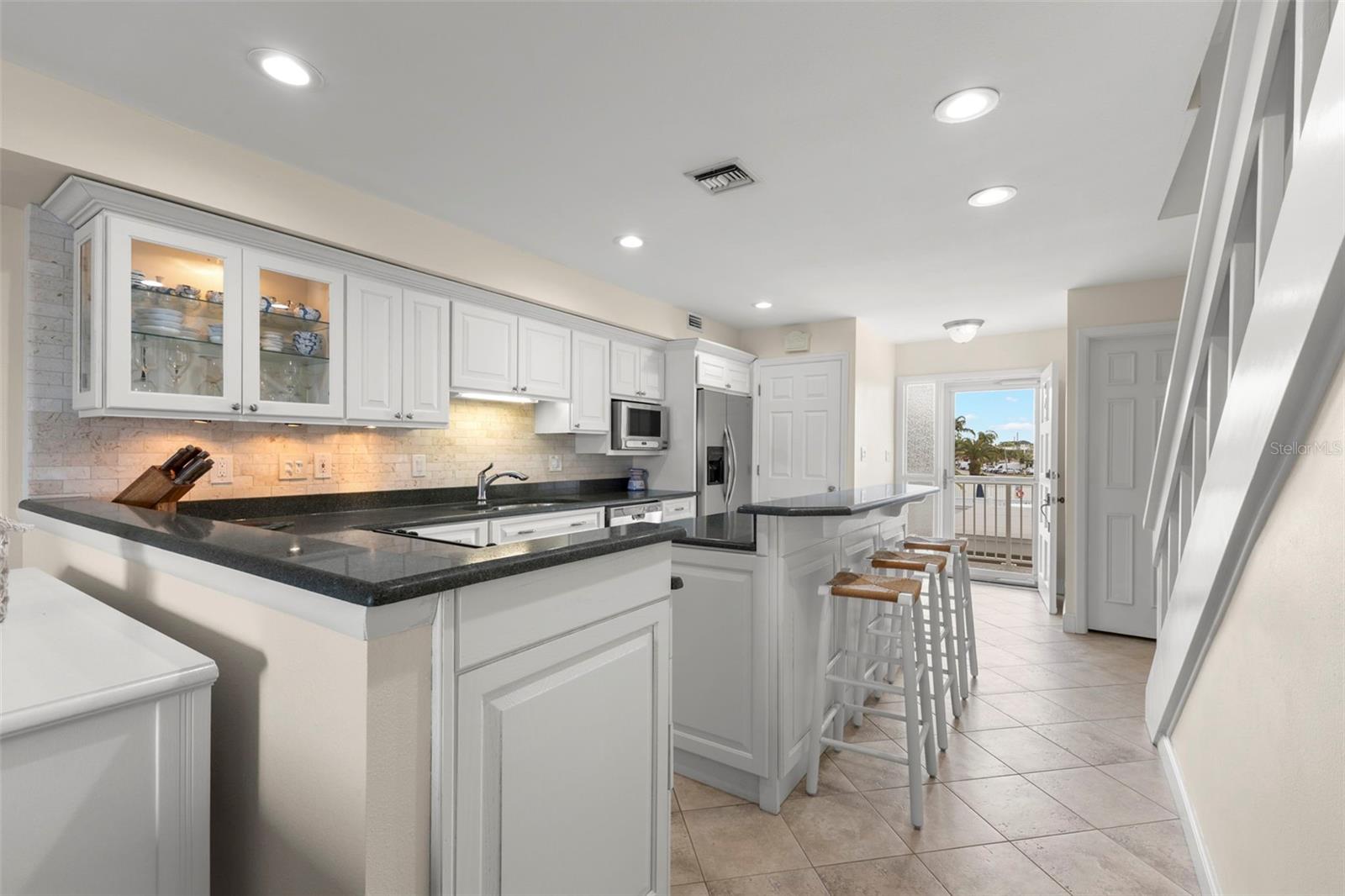 SOUTH PAULA POINT CONDO - Residential