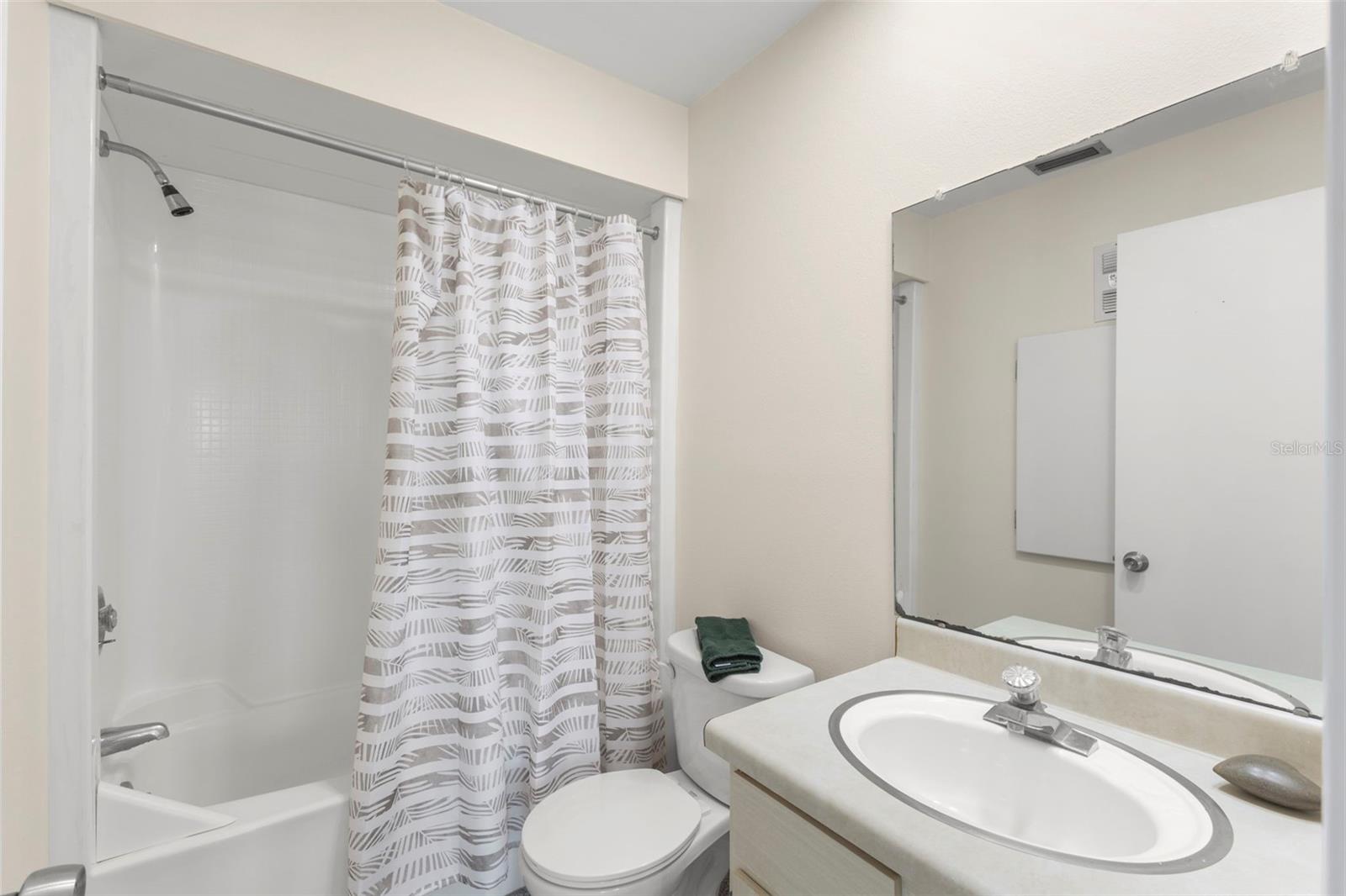 SOUTH PAULA POINT CONDO - Residential