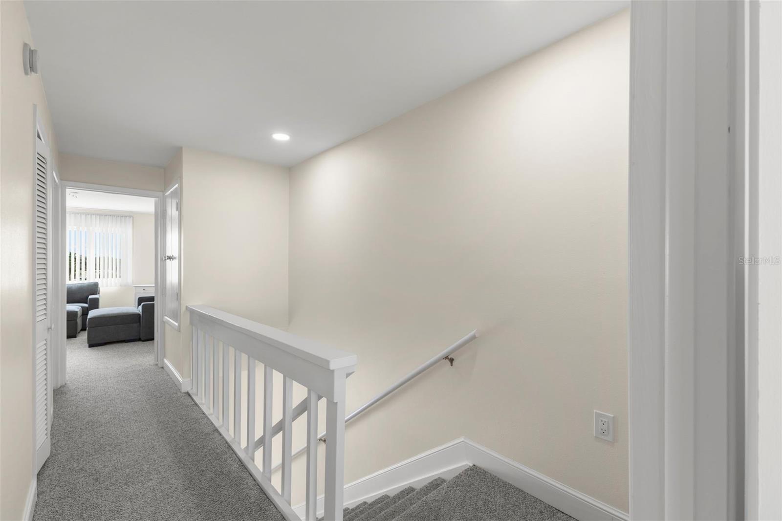 SOUTH PAULA POINT CONDO - Residential