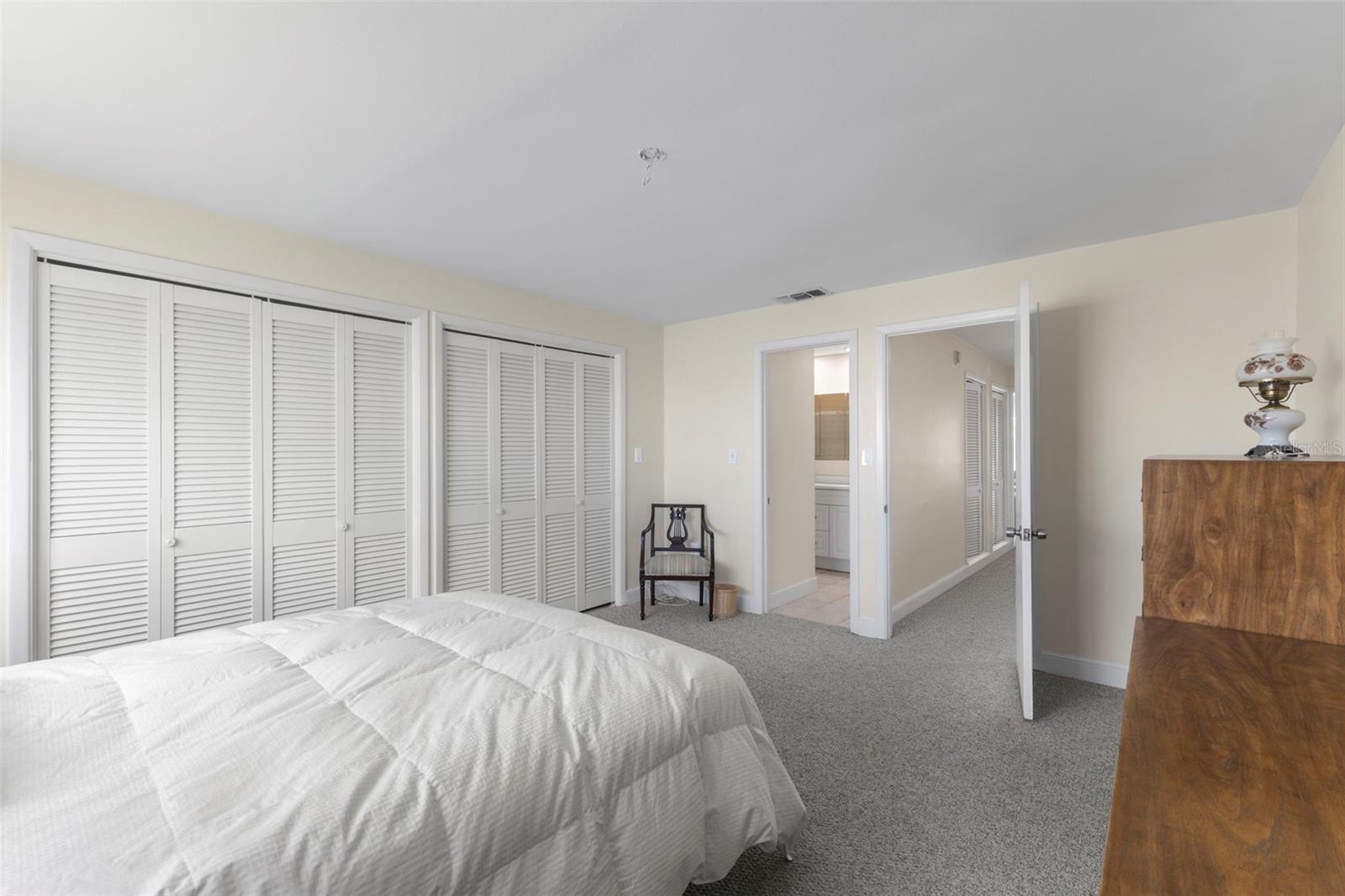 SOUTH PAULA POINT CONDO - Residential