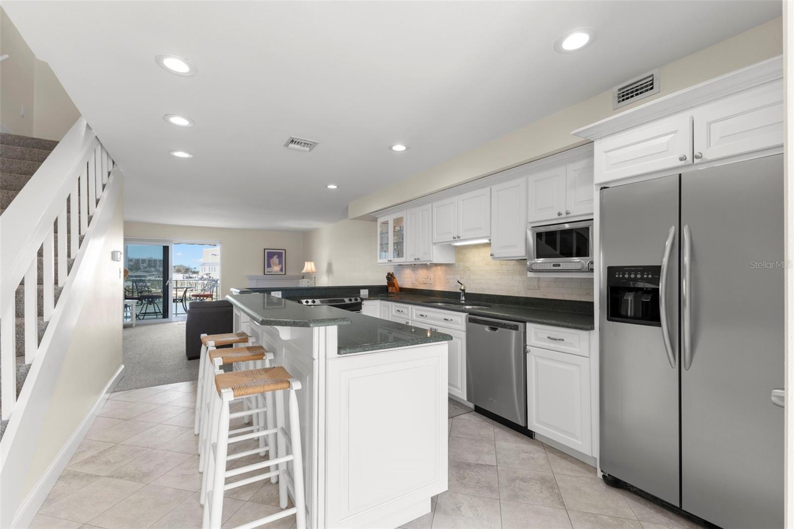 SOUTH PAULA POINT CONDO - Residential