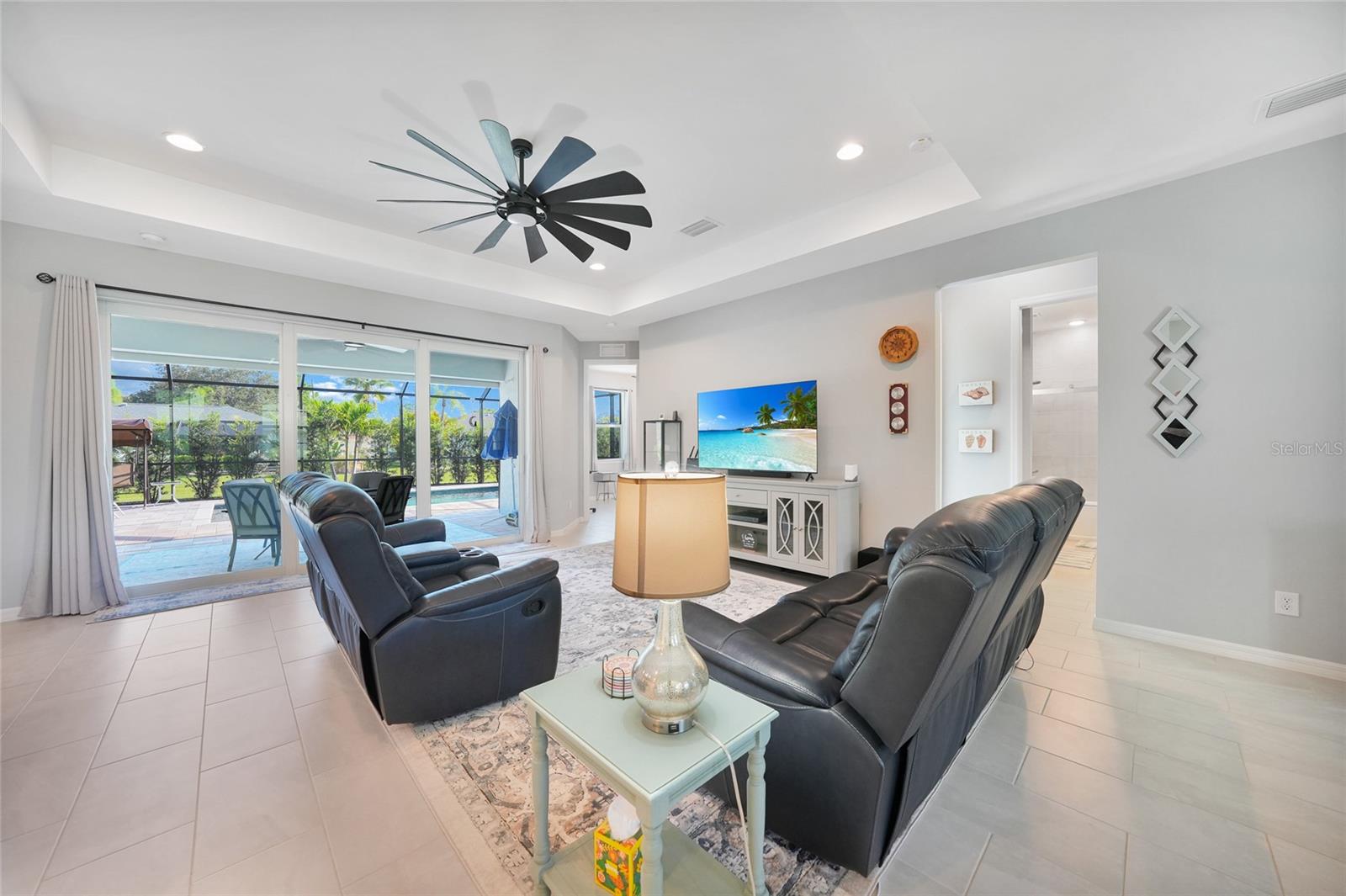PUNTA GORDA ISLES SEC 20 - Residential