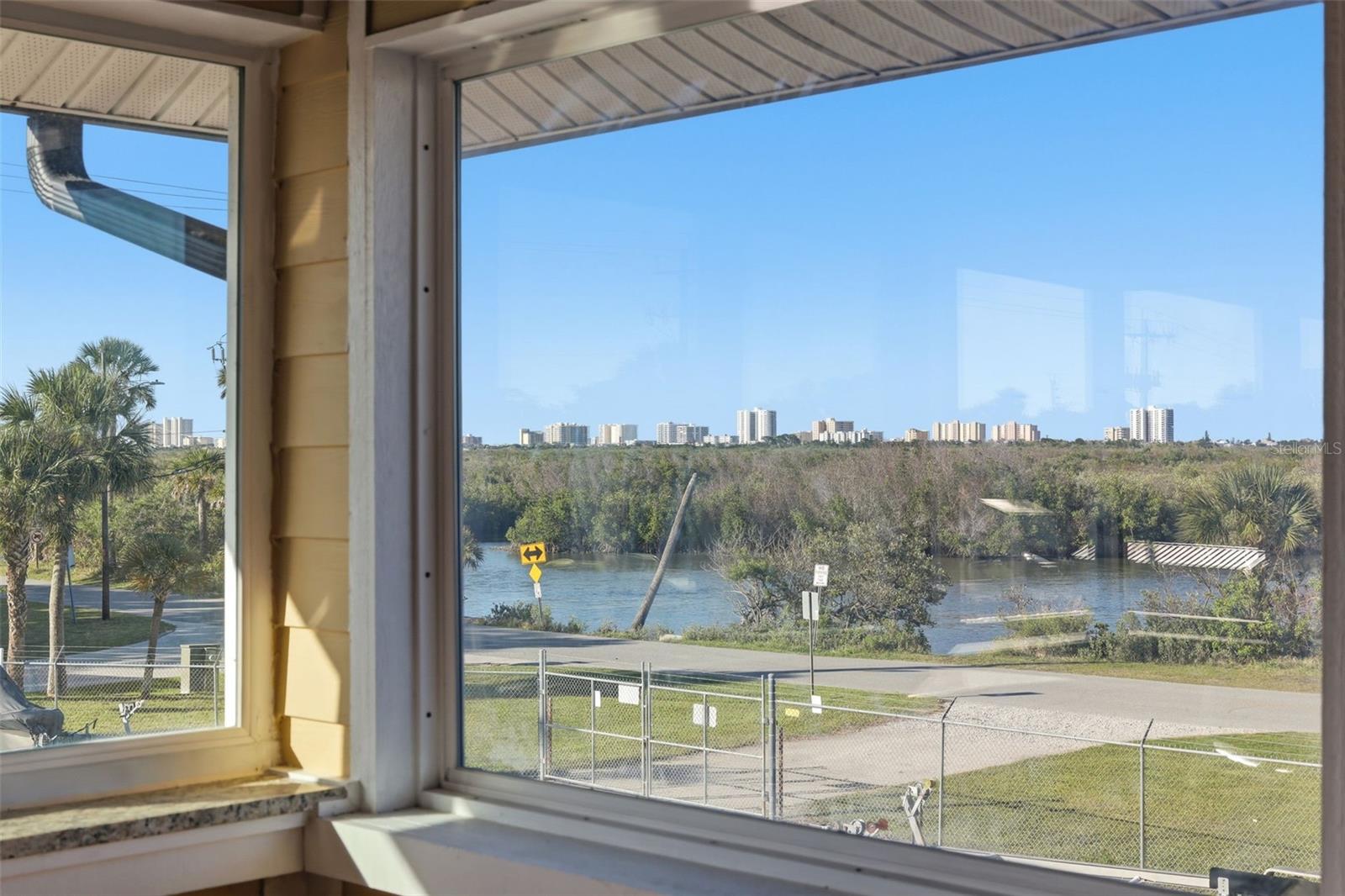 ALLANDALE - Residential
