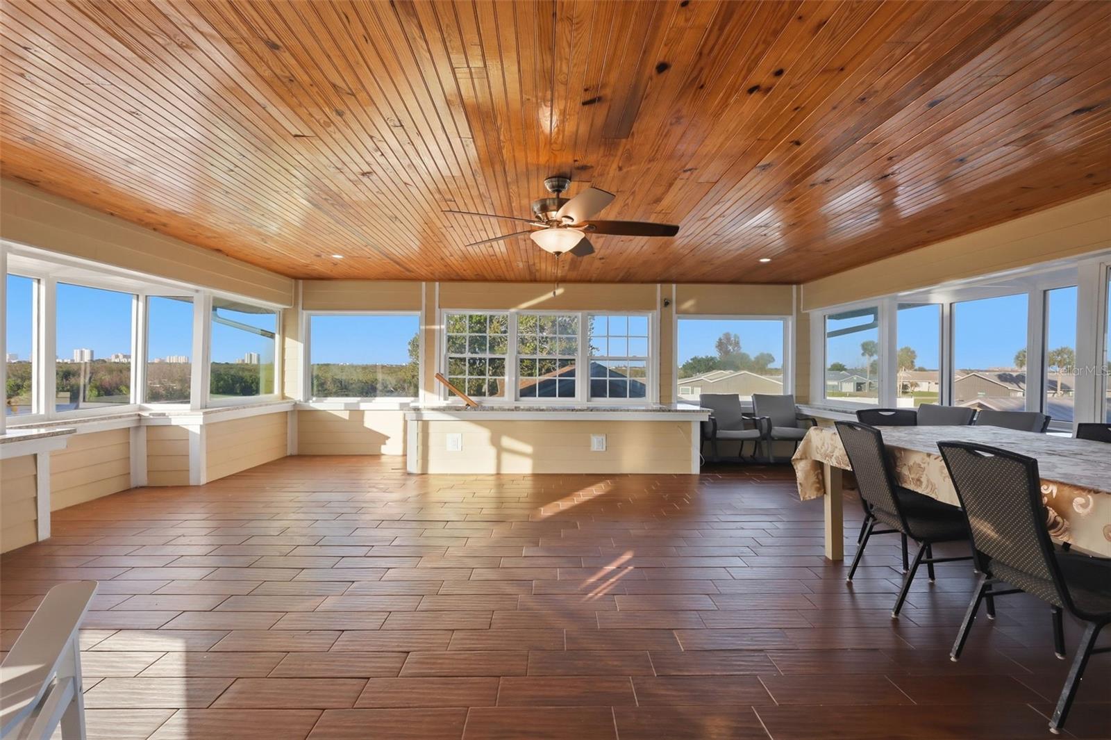 ALLANDALE - Residential