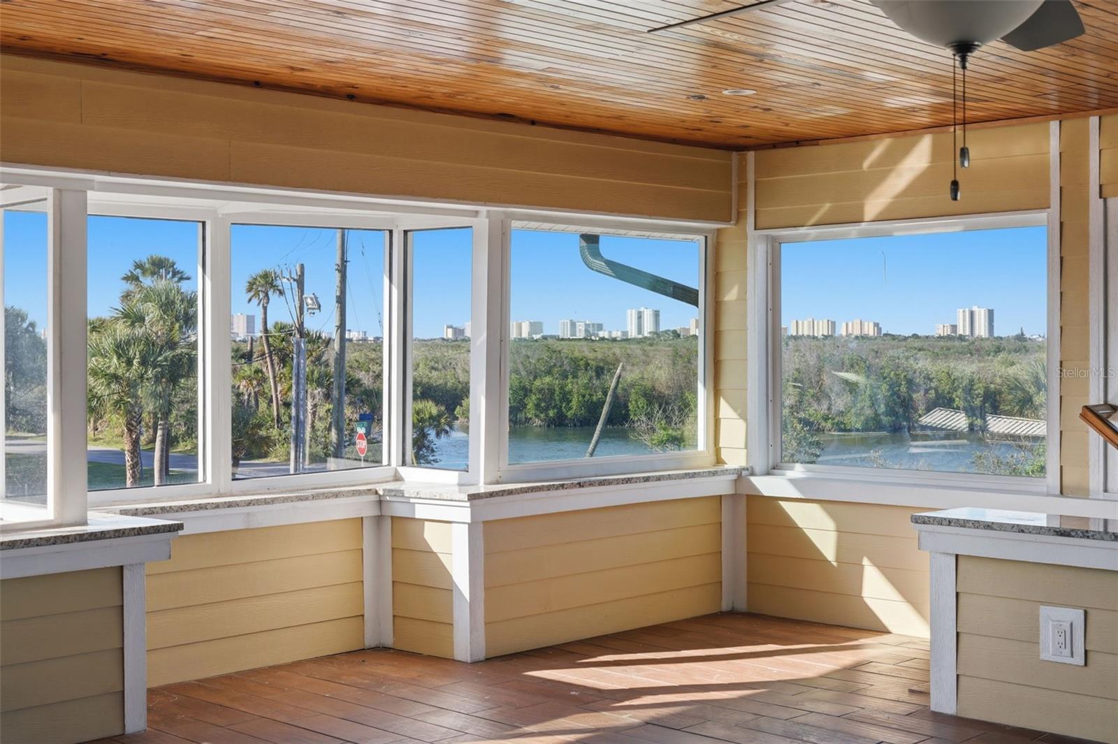 ALLANDALE - Residential