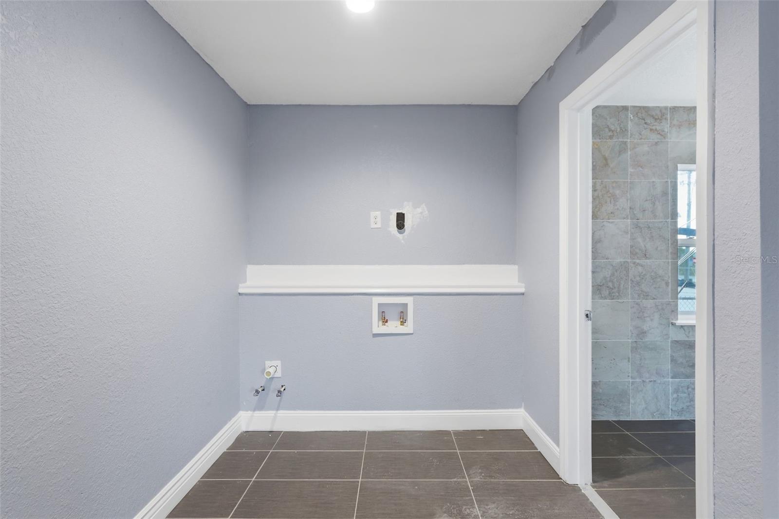 ALLANDALE - Residential