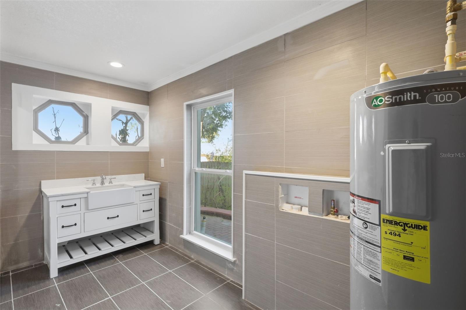ALLANDALE - Residential