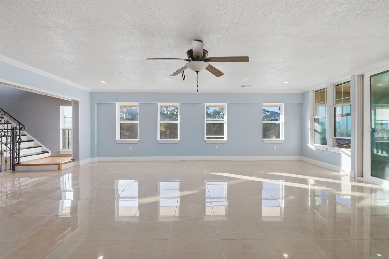 ALLANDALE - Residential