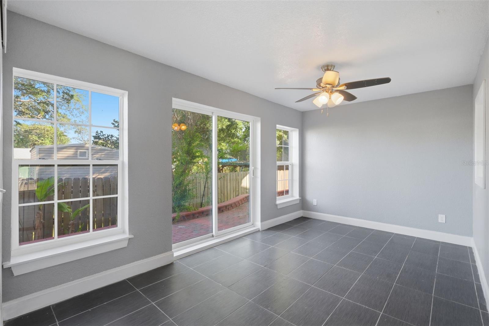 ALLANDALE - Residential