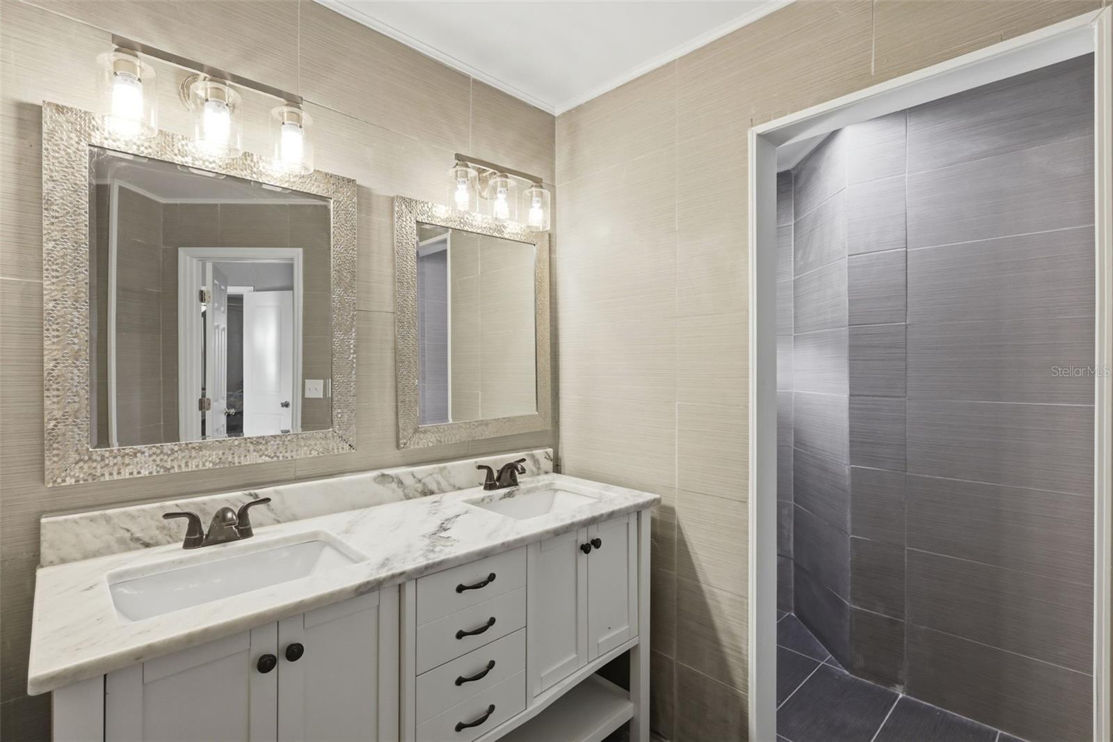 ALLANDALE - Residential