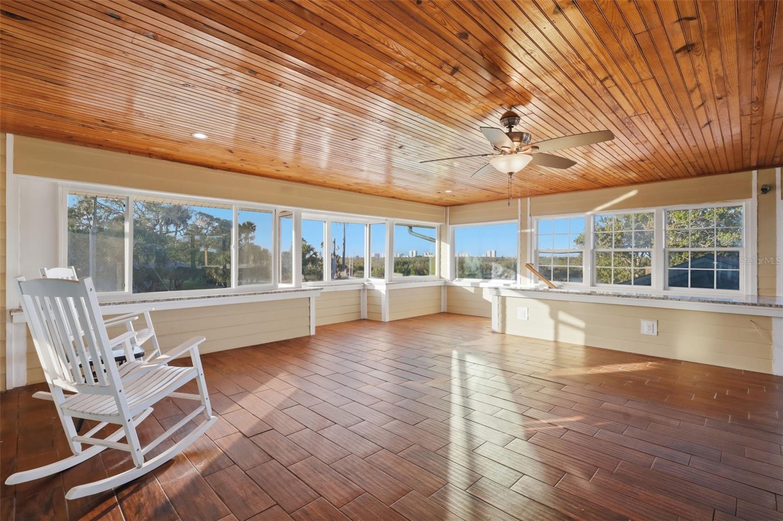ALLANDALE - Residential
