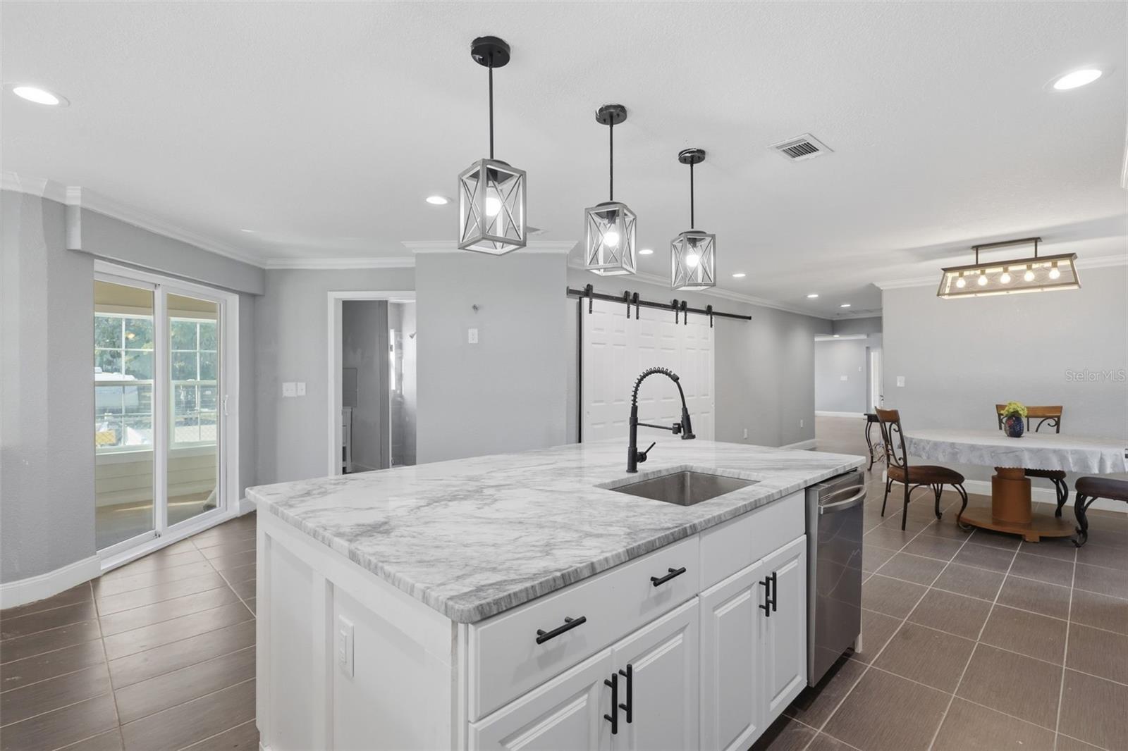 ALLANDALE - Residential