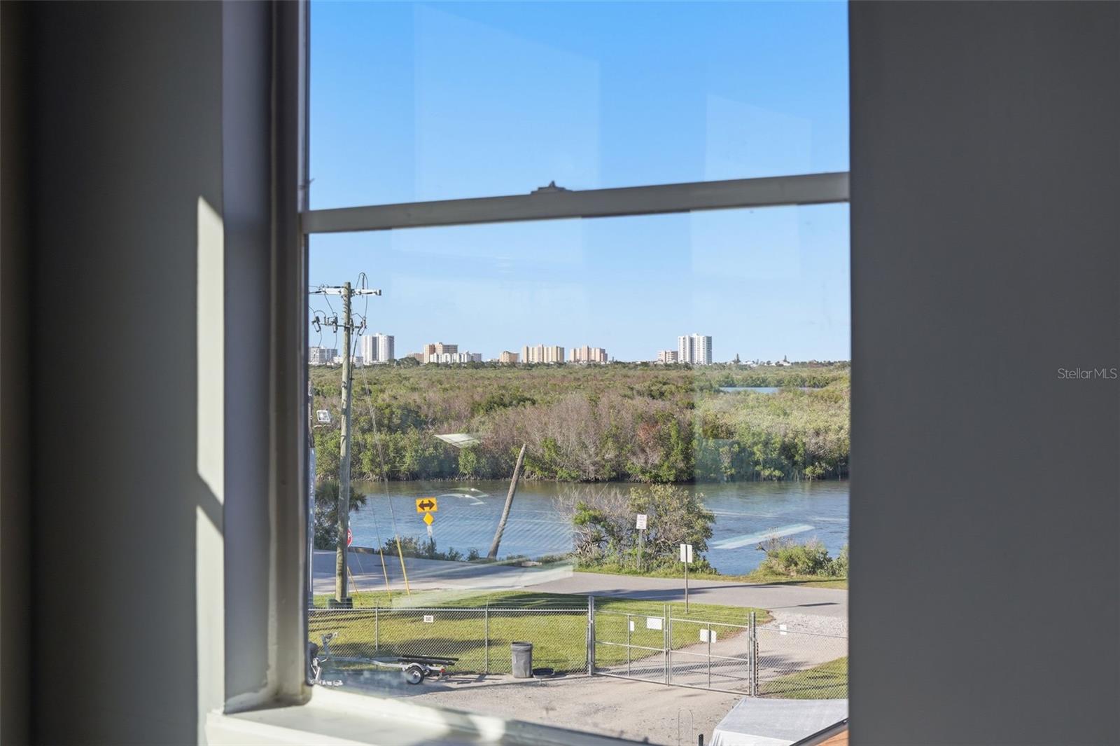 ALLANDALE - Residential
