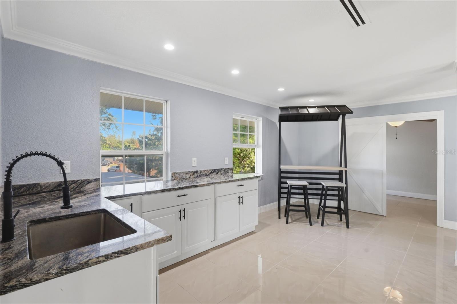 ALLANDALE - Residential