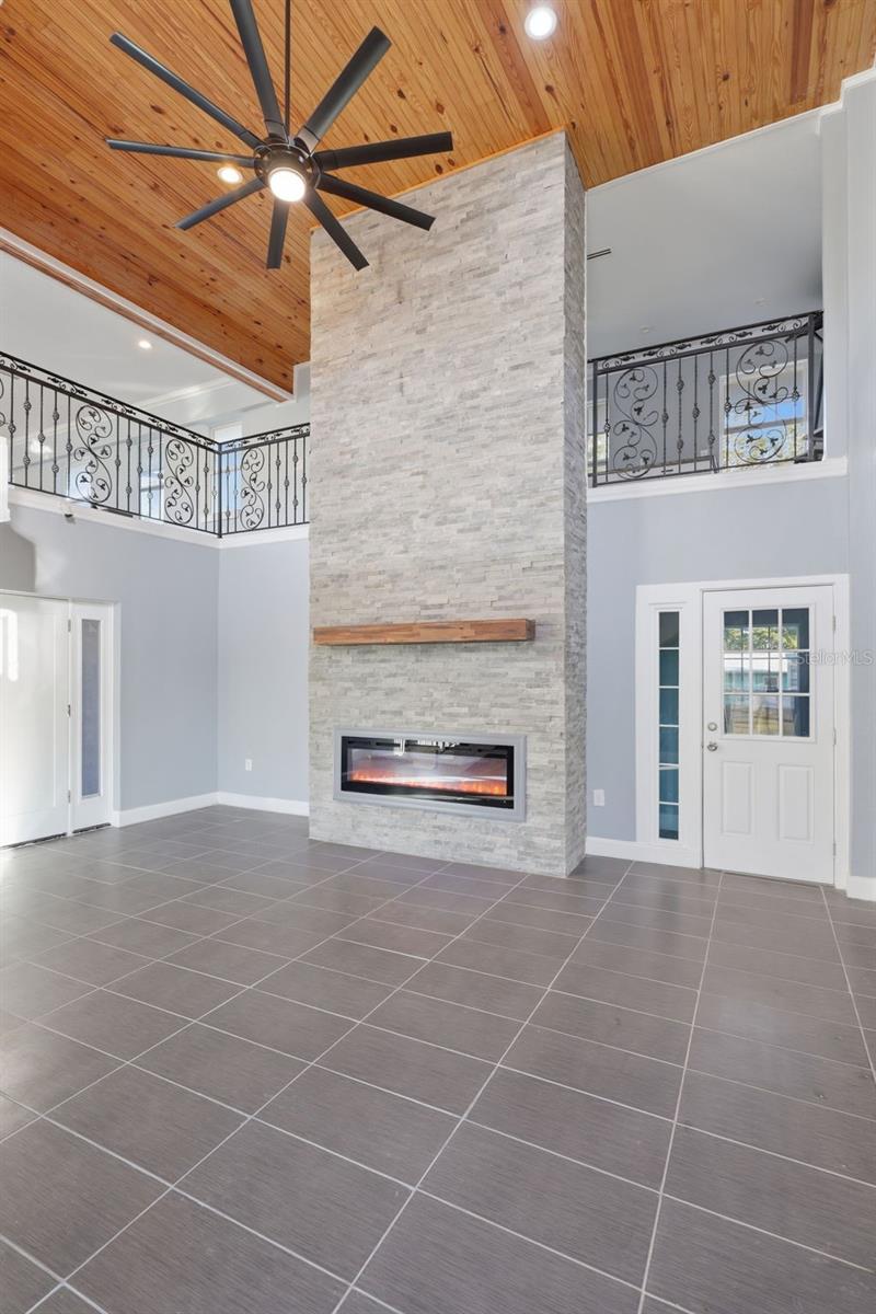 ALLANDALE - Residential