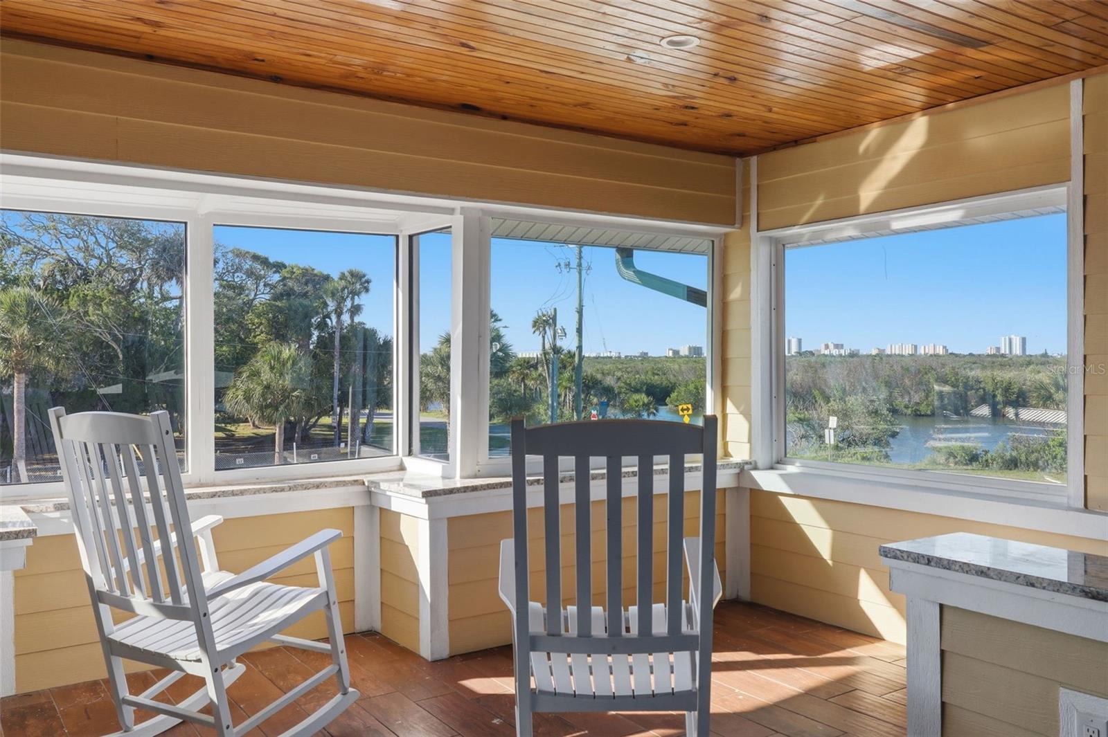 ALLANDALE - Residential