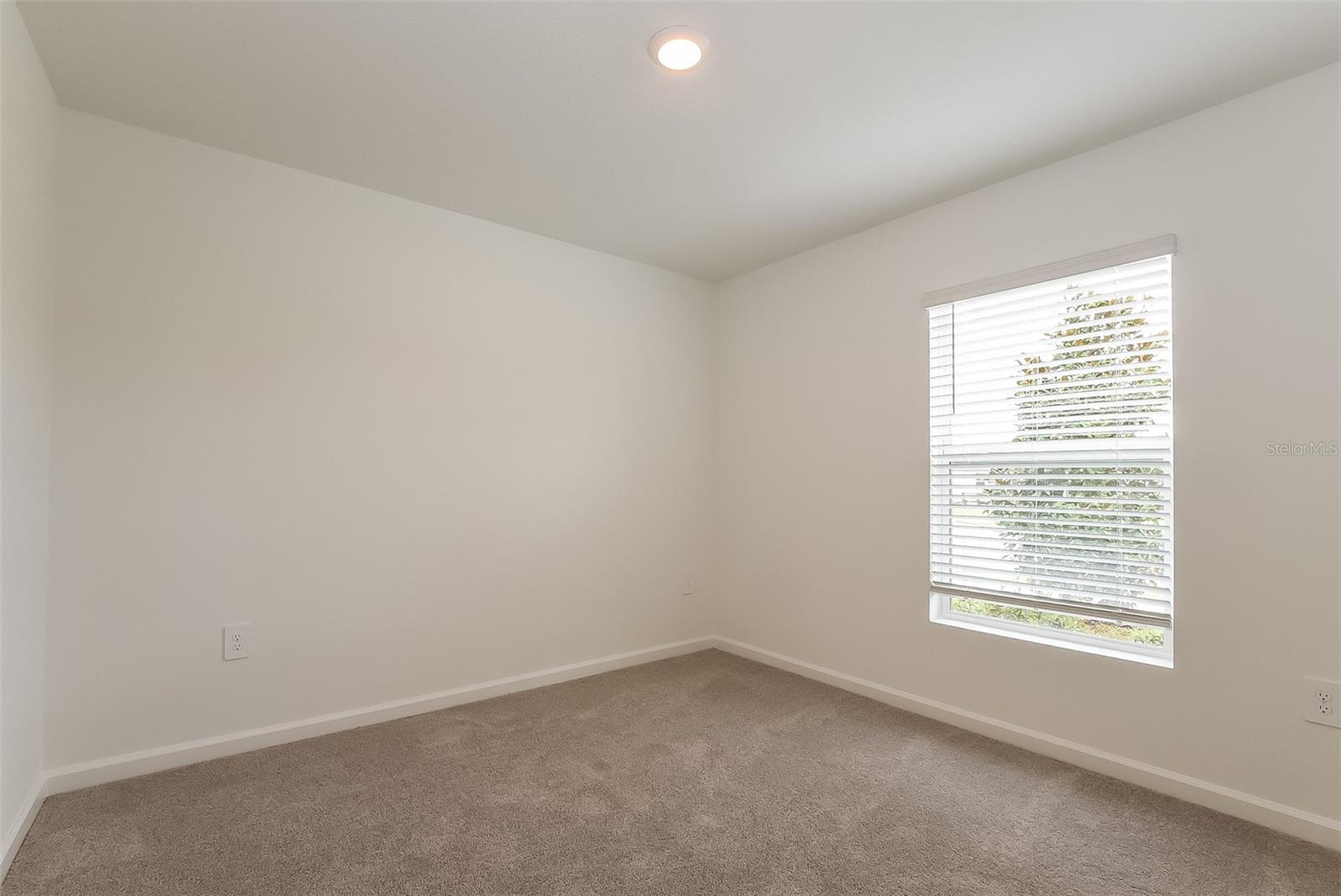 OAK HAMMOCK RESERVE - Residential Lease