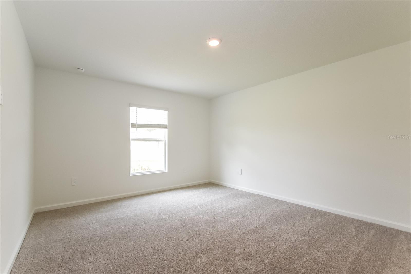 OAK HAMMOCK RESERVE - Residential Lease