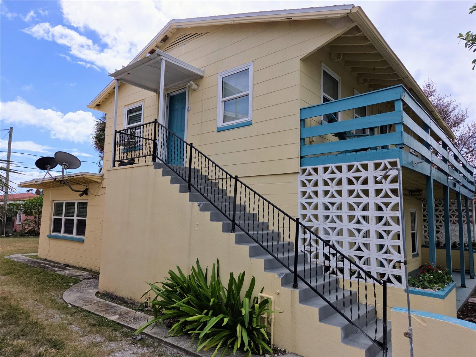 ST PETERSBURG BEACH REP - Residential Lease