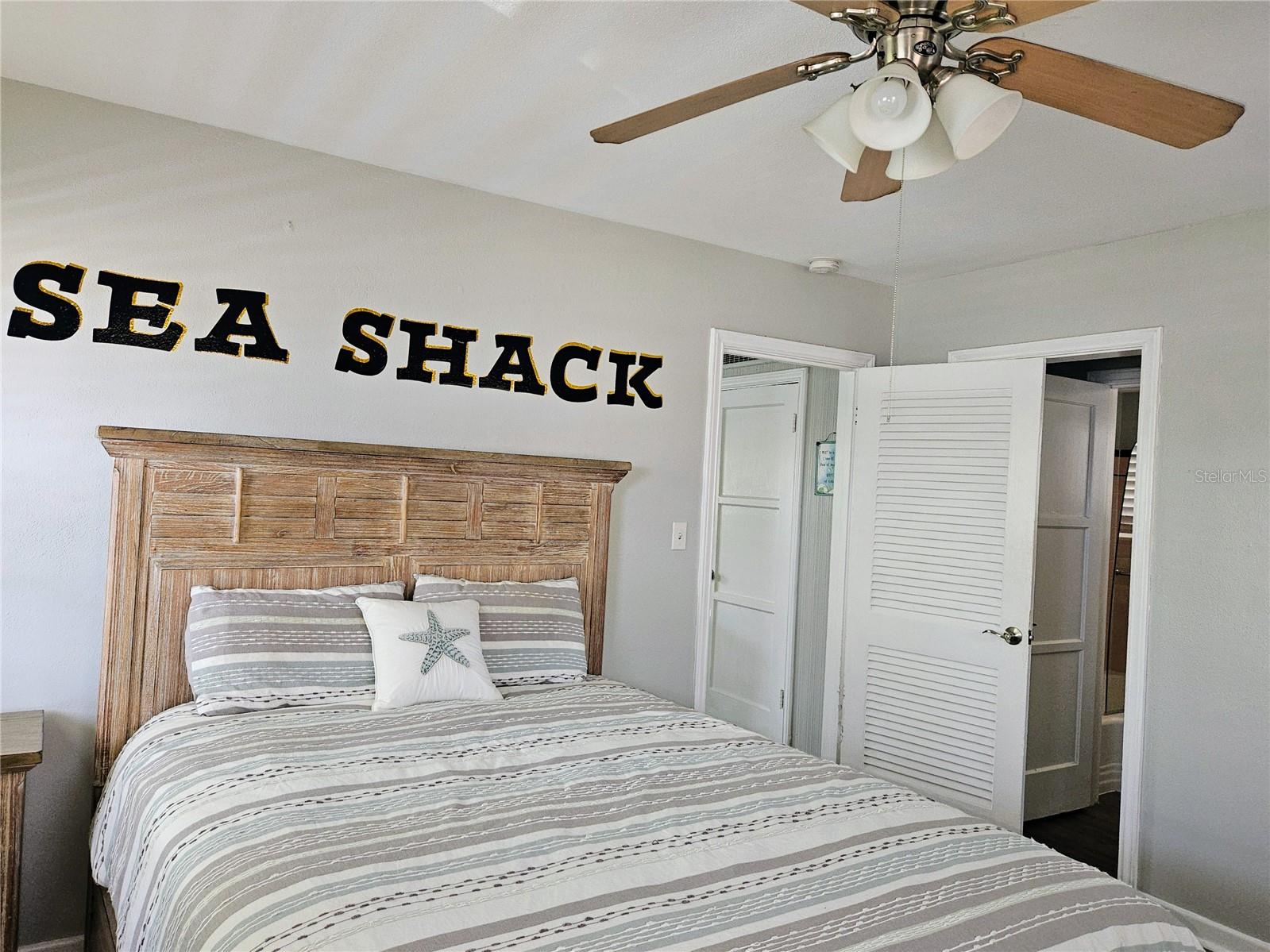 ST PETERSBURG BEACH REP - Residential Lease