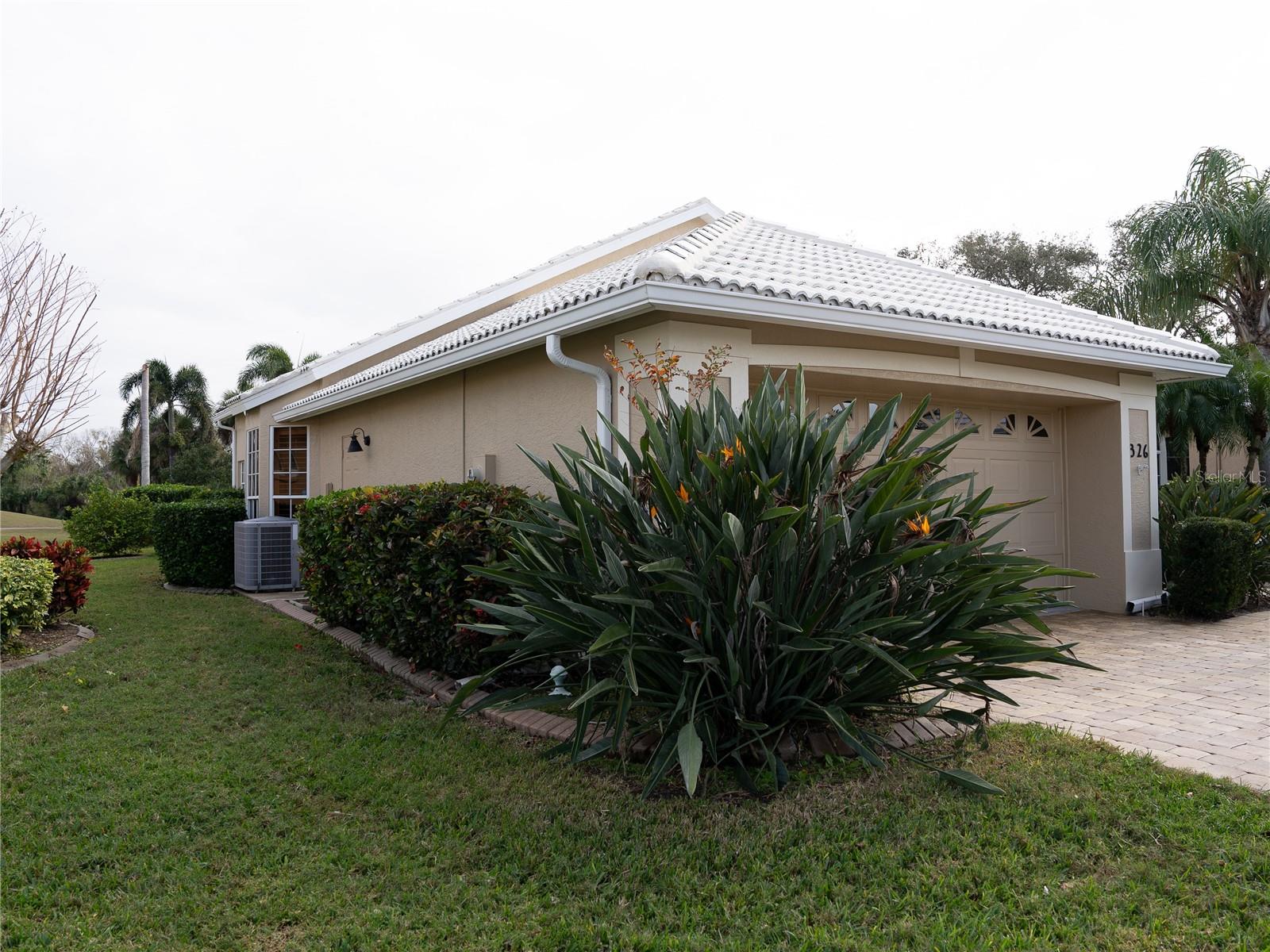 326 SAINT GEORGE COURT 14