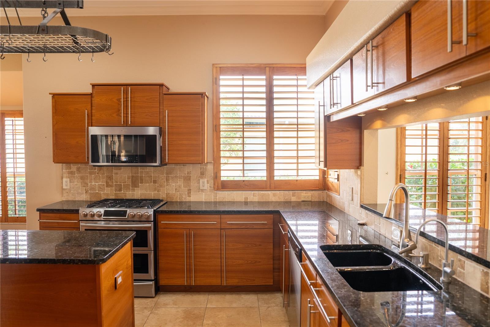 BERMUDA CLUB EAST AT PLANTATION - Residential
