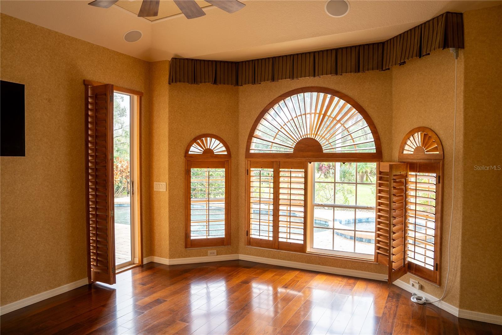 BERMUDA CLUB EAST AT PLANTATION - Residential
